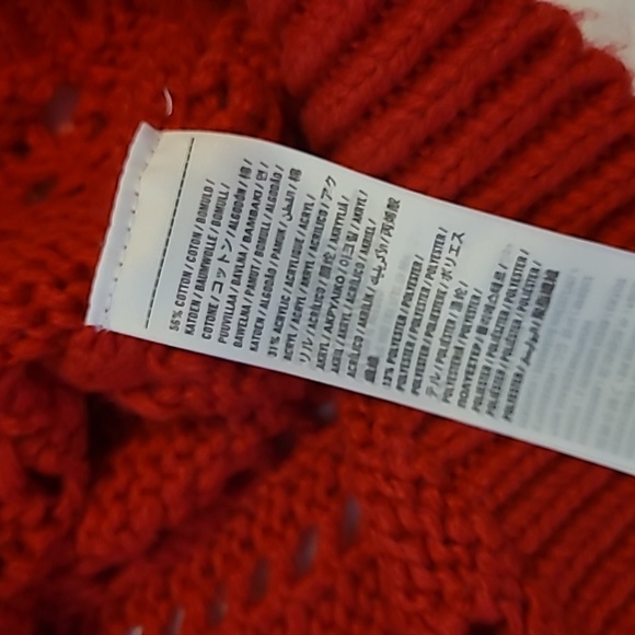 Abercrombie and Fitch Women's Red Cable Knit Sweater Size XS - Picture 4 of 4